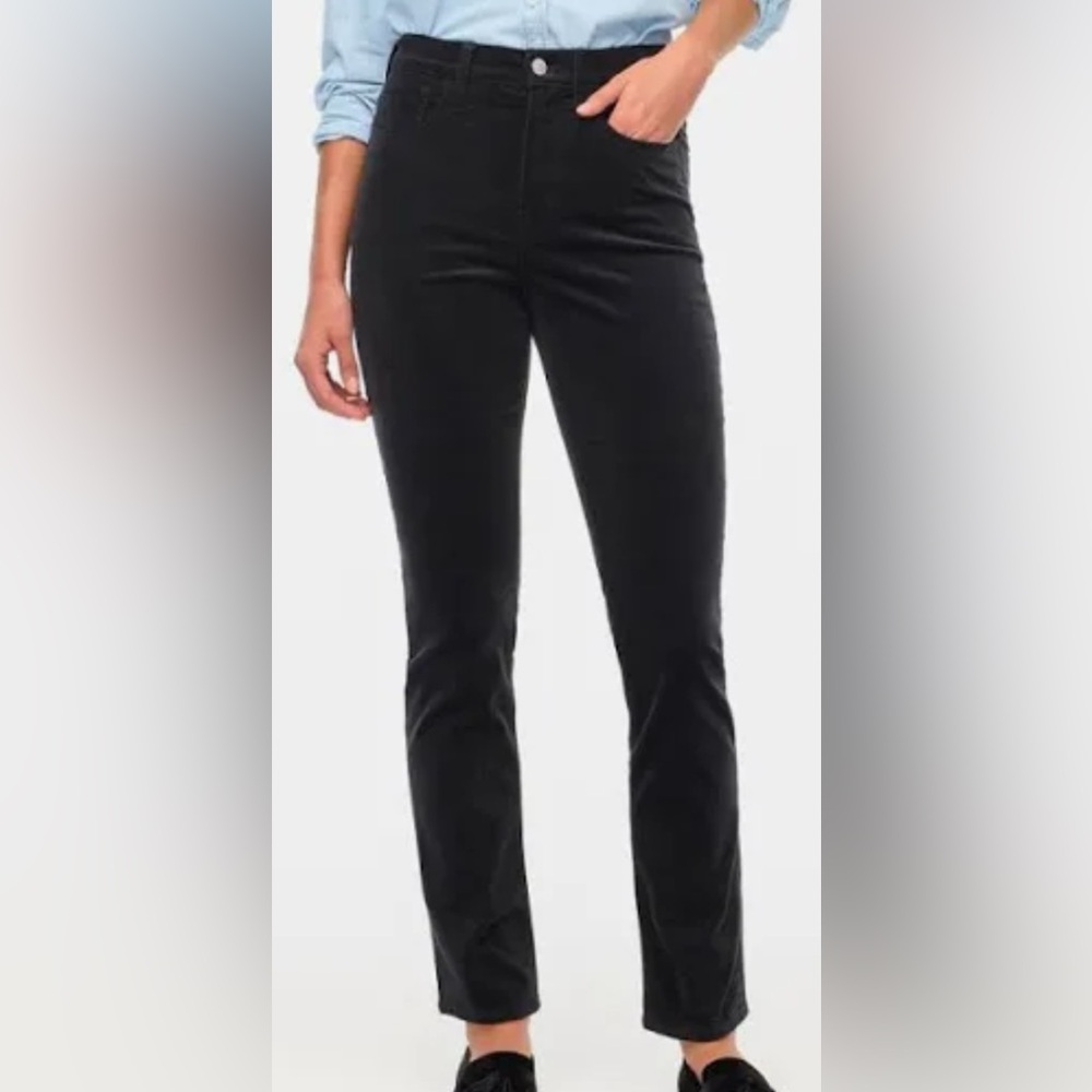 JCrew classic black corduroy straight leg 5 pocket pants. Sz 32